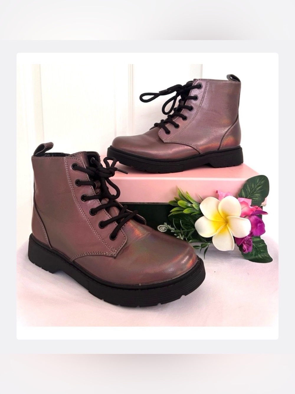 ART CLASS ~ Iridescent Lace-Up/Zippered Boots with Pull Strap size 4